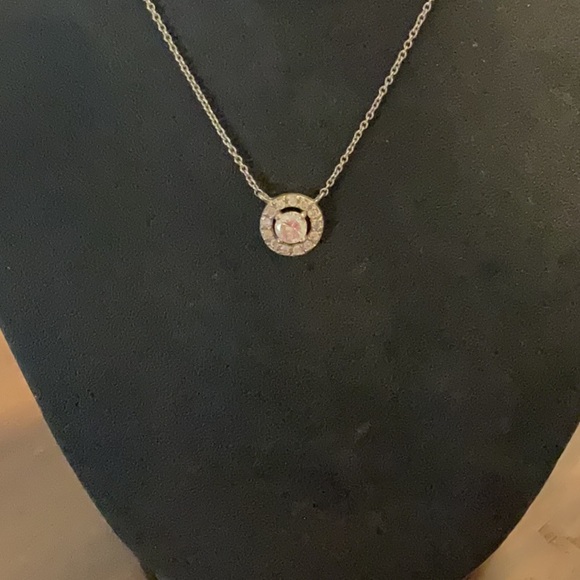 Ladies necklace - Picture 1 of 2